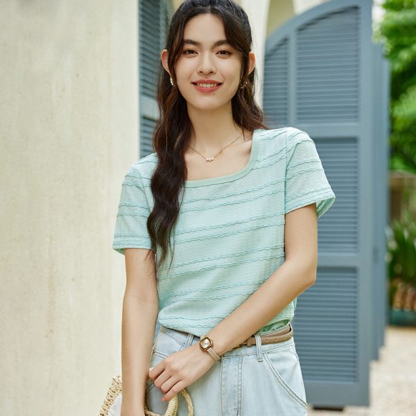 Women's T-shirts