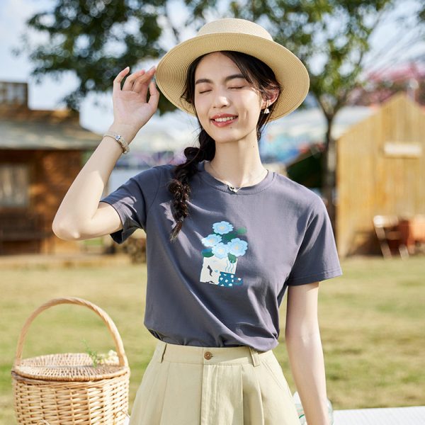 Women's T-shirts