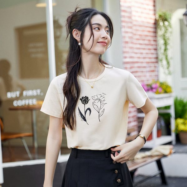 Women's T-shirts