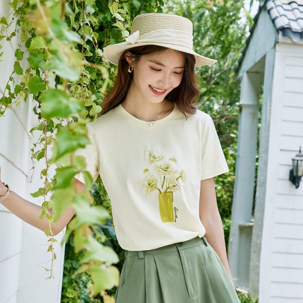 Women's T-shirts
