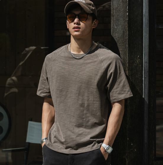 Retro T-shirt for men